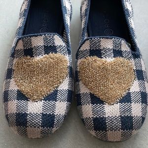 Rothys size 3 loafer, plaid with gold hearts